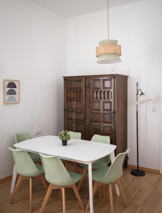 Apartment Mosaic Giralda Σεβίλλη Εξωτερικό φωτογραφία