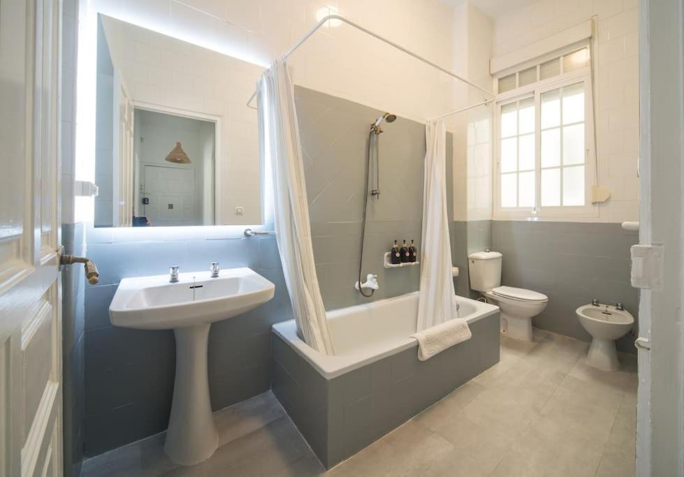 Apartment Mosaic Giralda Σεβίλλη Εξωτερικό φωτογραφία